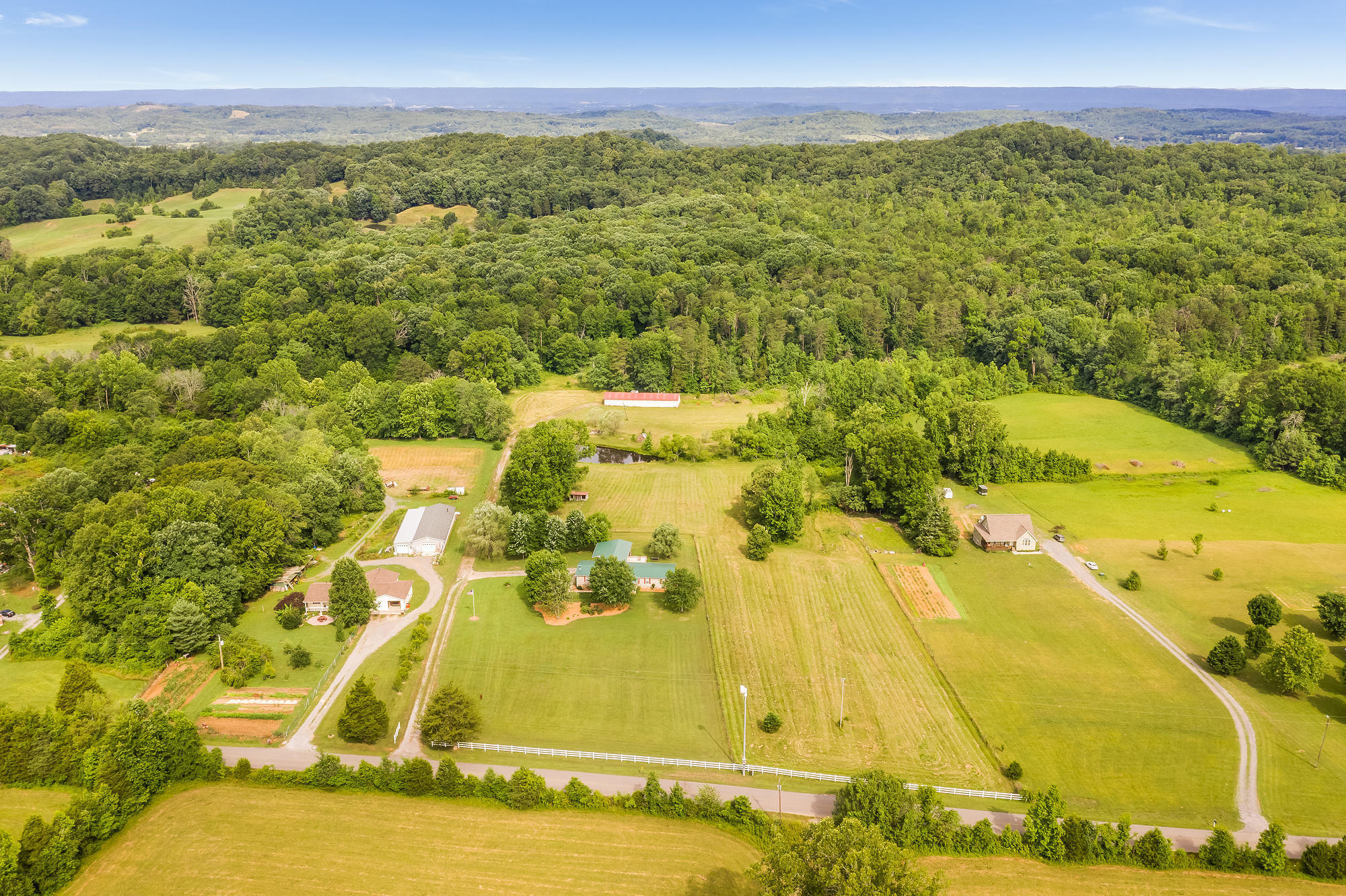 10409 North Nopone Valley Road Decatur, TN 37322 - Photo 1 of 29 10409 S Nopone Valley Road