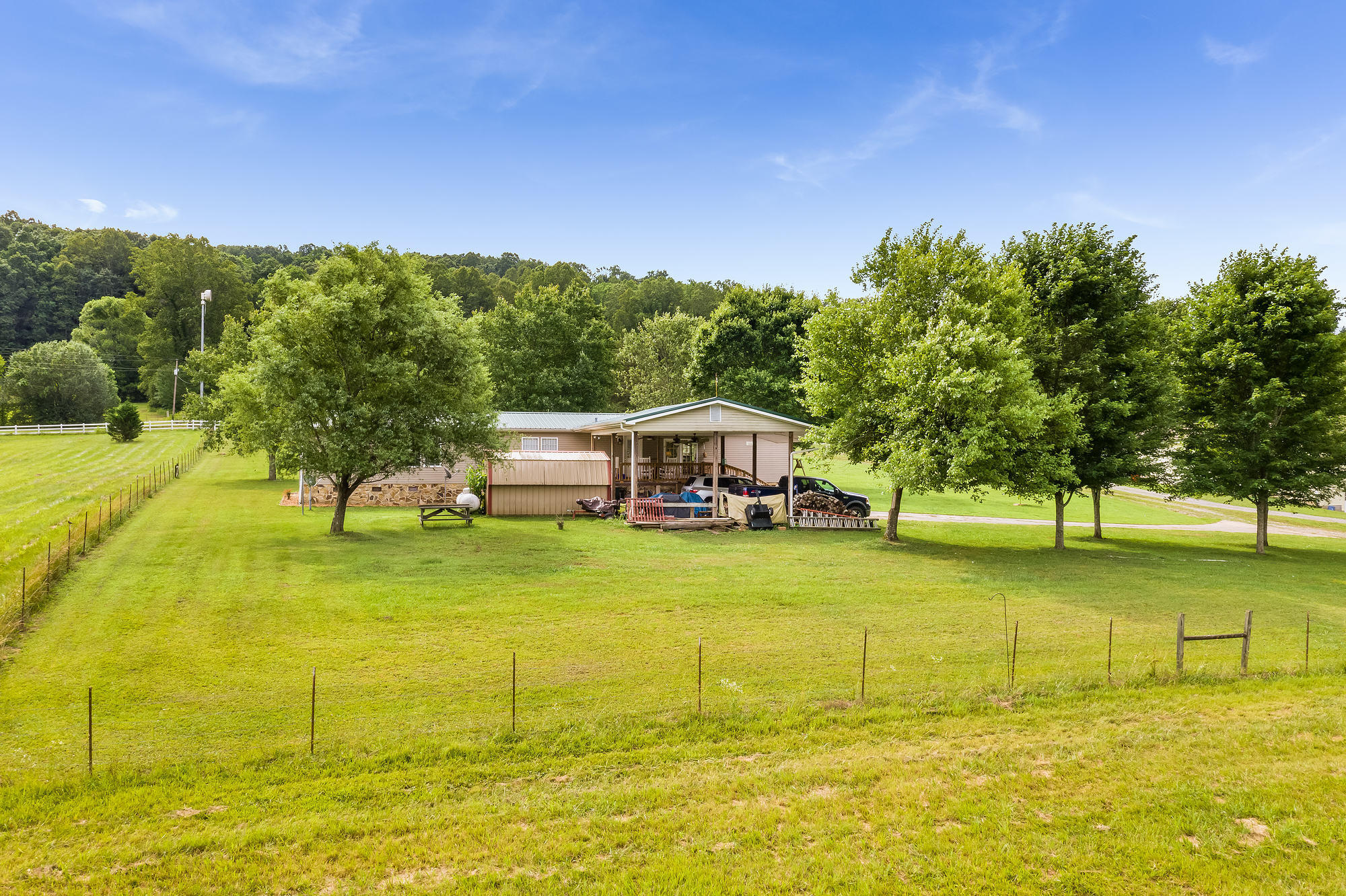 10409 North Nopone Valley Road Decatur, TN 37322 - Photo 13 of 29 10409 S Nopone Valley Road