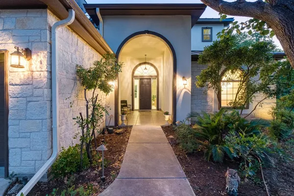 $775,000 | 109 Northern Spur, Horseshoe Bay, TX 78657