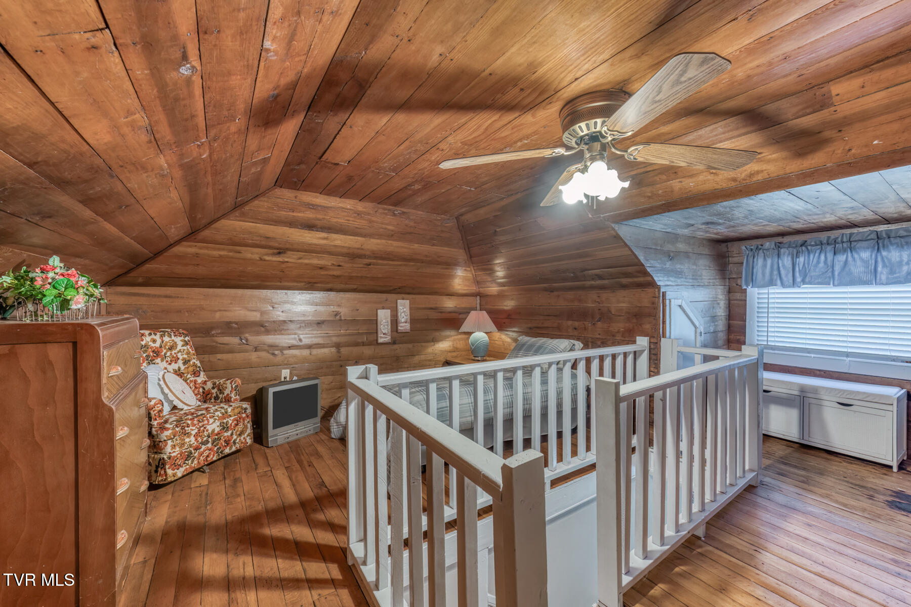 1650 Sluder Road Shady Valley, TN 37688 - Photo 34 of 76 1650 Sluder Rd-38