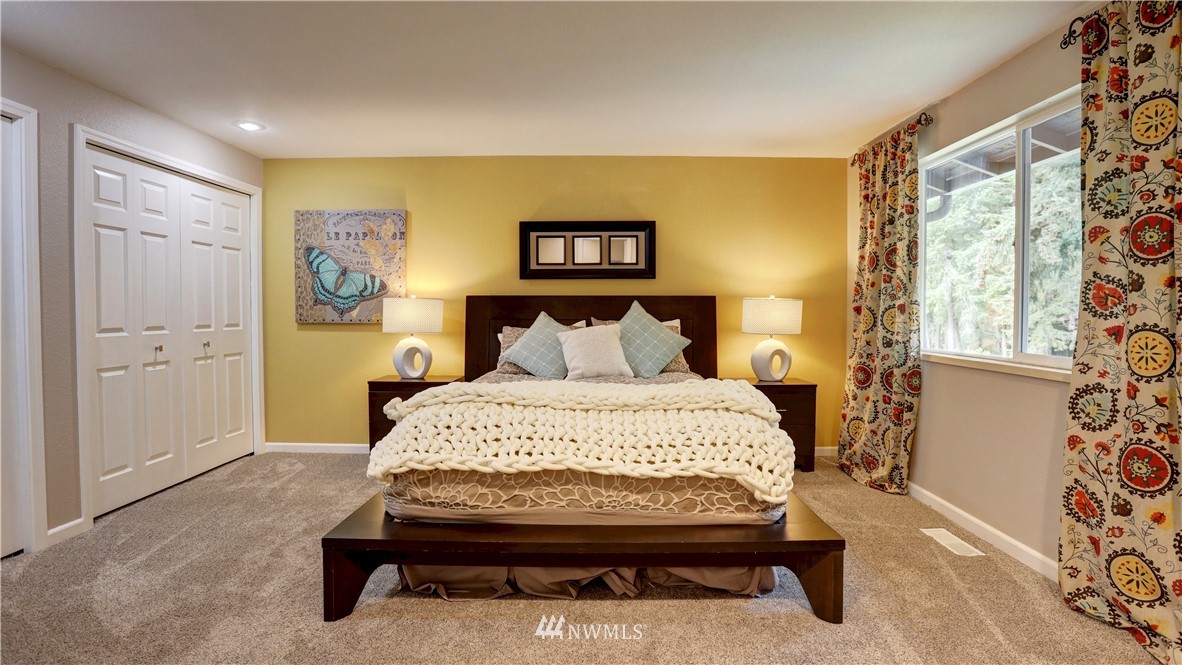 15030 Southeast 143rd Place Renton, WA 98059 - Photo 16 of 32 Gallery Image 16