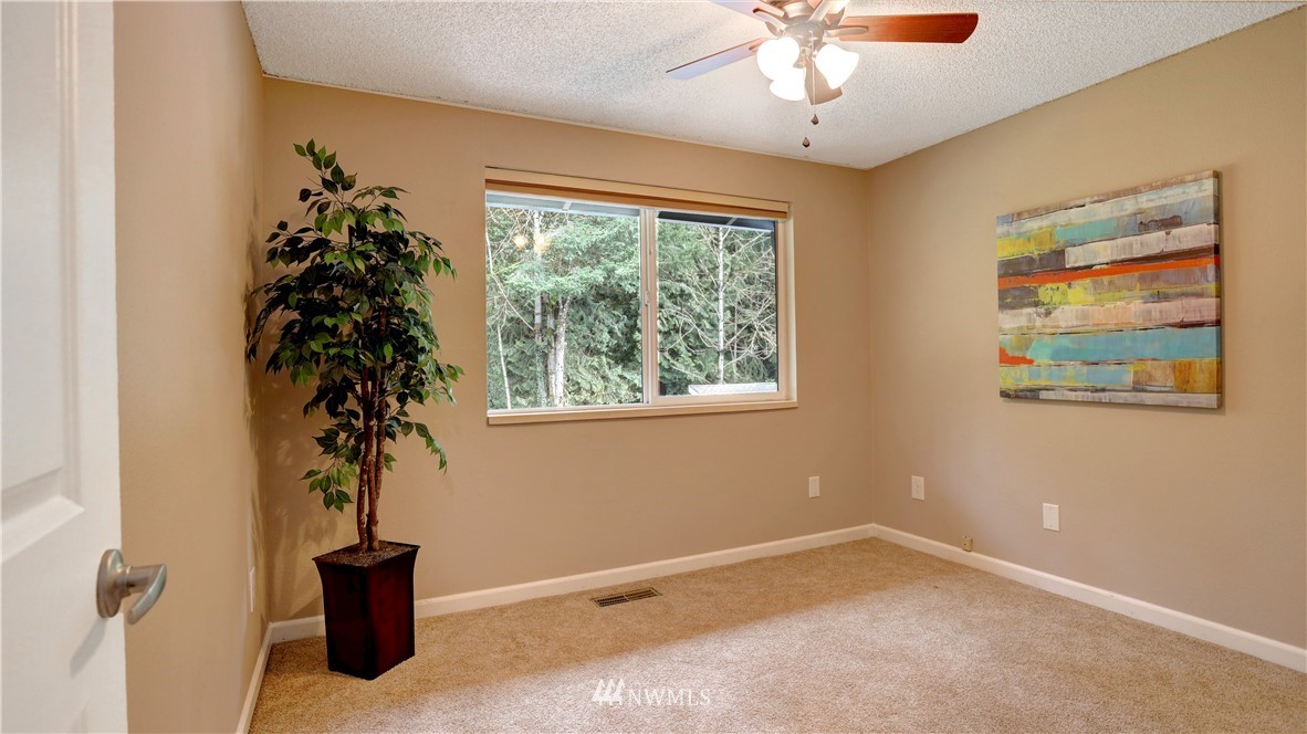 15030 Southeast 143rd Place Renton, WA 98059 - Photo 21 of 32 Gallery Image 21