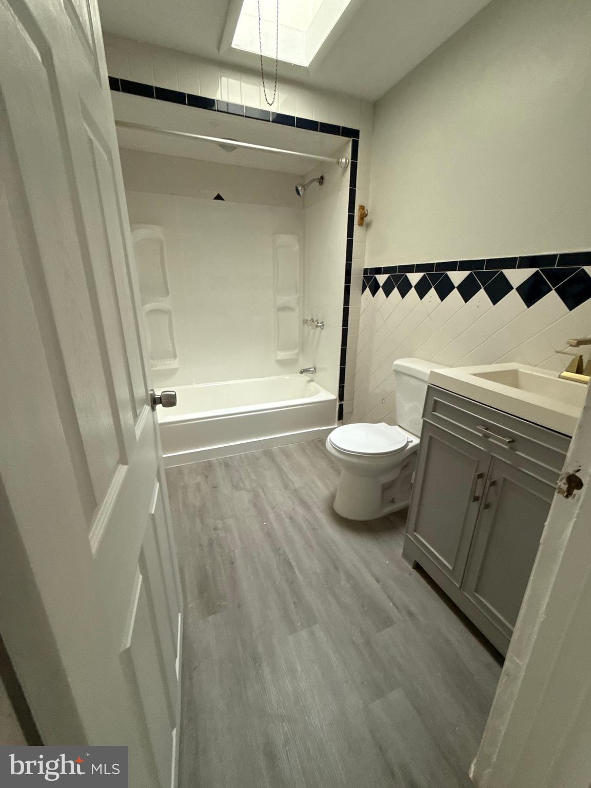 4843 Palethorp Street Philadelphia, PA 19120 - Photo 10 of 16 a bathroom with a bathtub and a shower