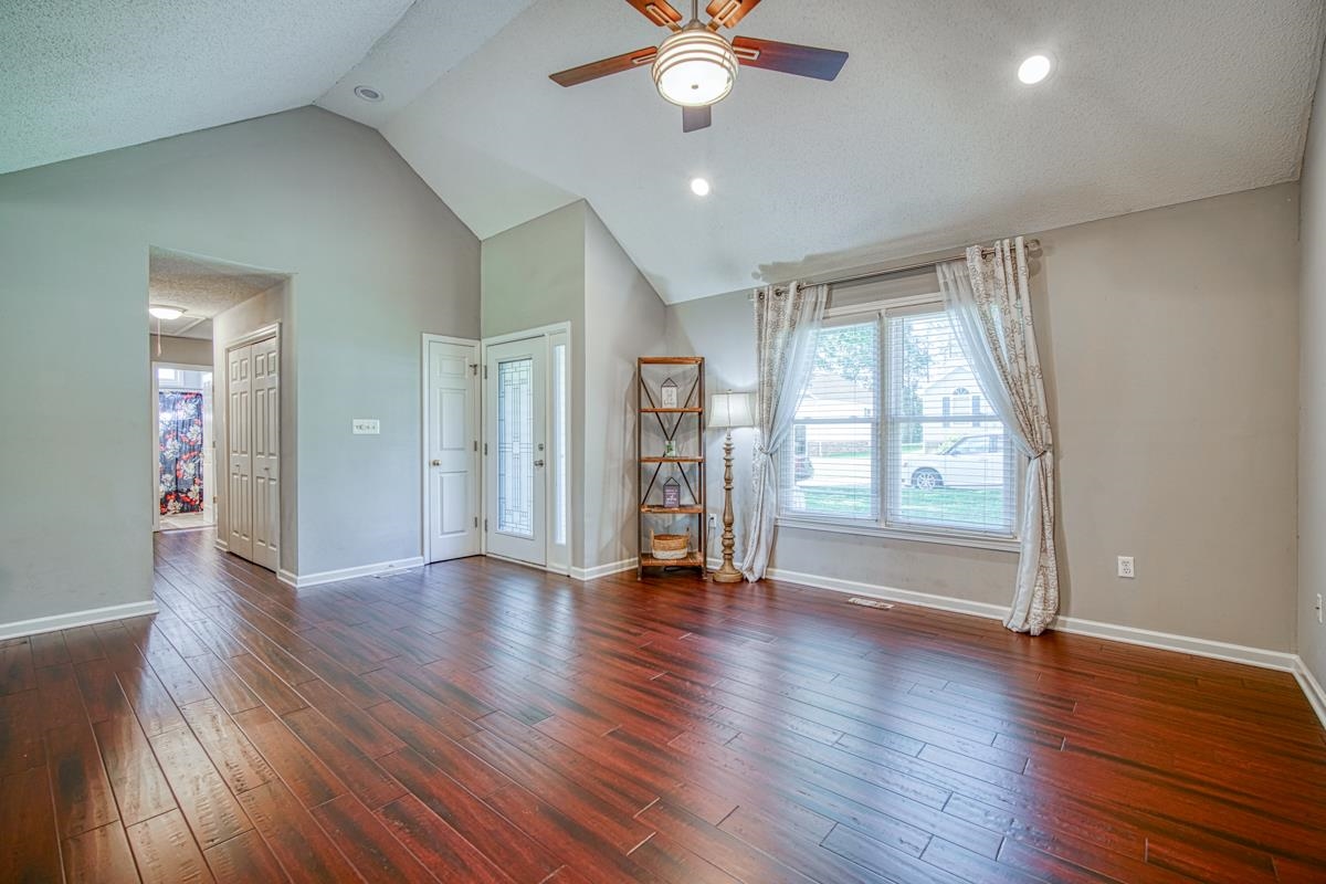 305 Flannery Court Fountain Inn, SC 29644 - Photo 6 of 34 Gallery Image 6