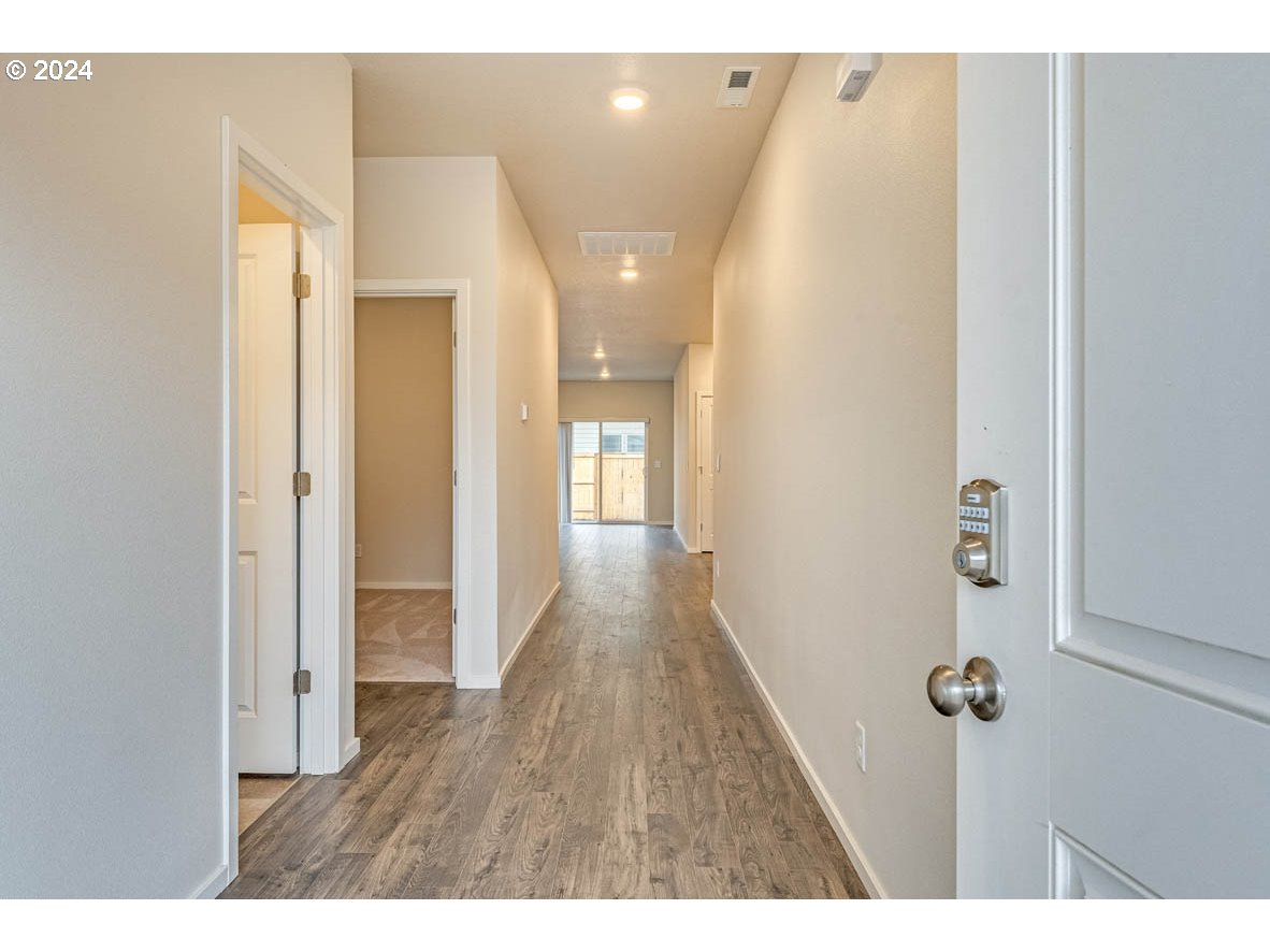 2708 V Street Springfield, OR 97477 - Photo 2 of 26 a view of hallway with wooden floor