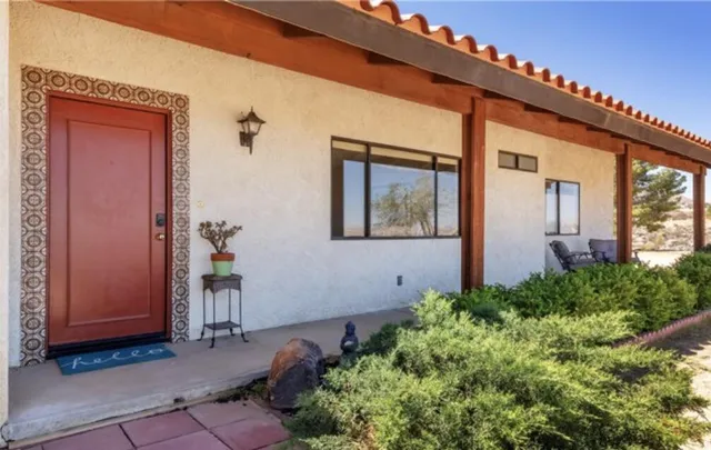 $3,000 | 7662 Quail Springs Road, Joshua Tree, CA 92252