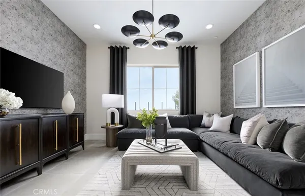 $2,949,990 | 11817 Canoga Avenue, Chatsworth, CA 91311