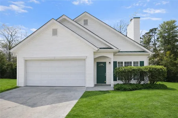 $2,100 | 301 St Charles Avenue, Dallas, GA 30157