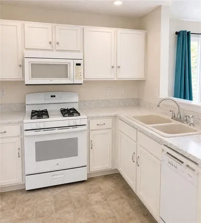 $2,100 | 301 St Charles Avenue, Dallas, GA 30157