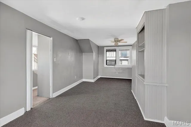 $159,900 | 221 Lebanon Avenue, Belleville, IL 62220