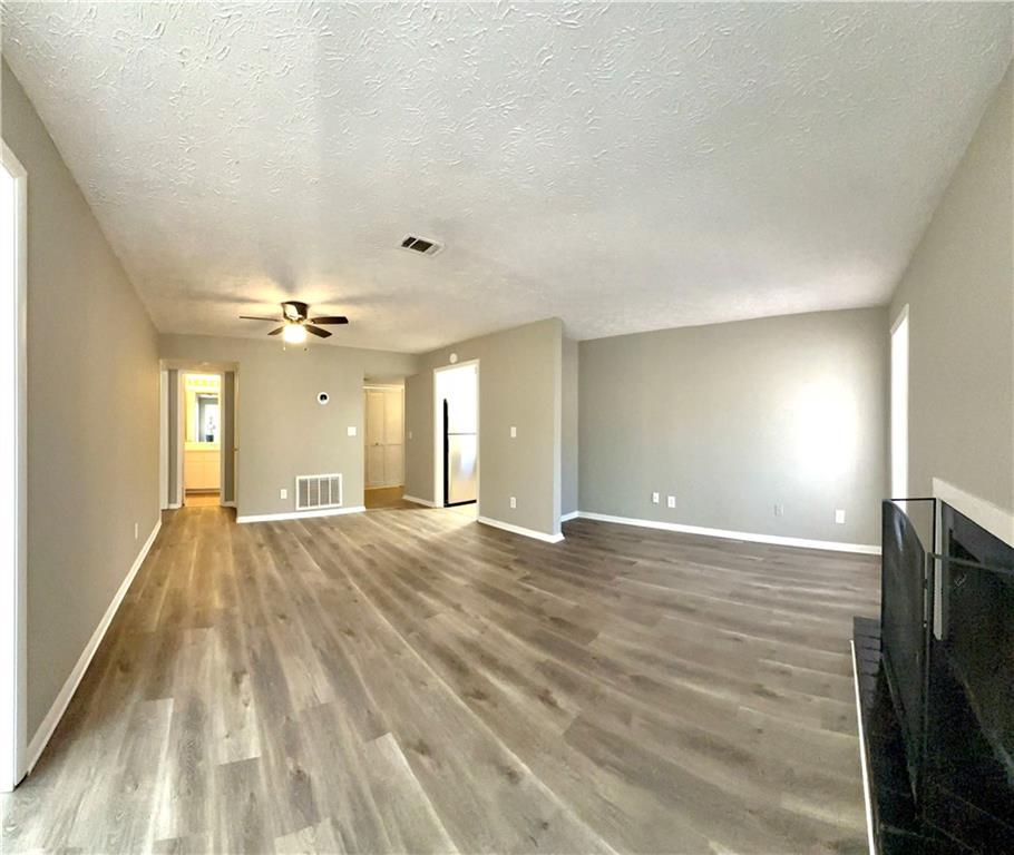 9400 Roberts Drive, Unit 2H Atlanta, GA 30350 - Photo 9 of 15