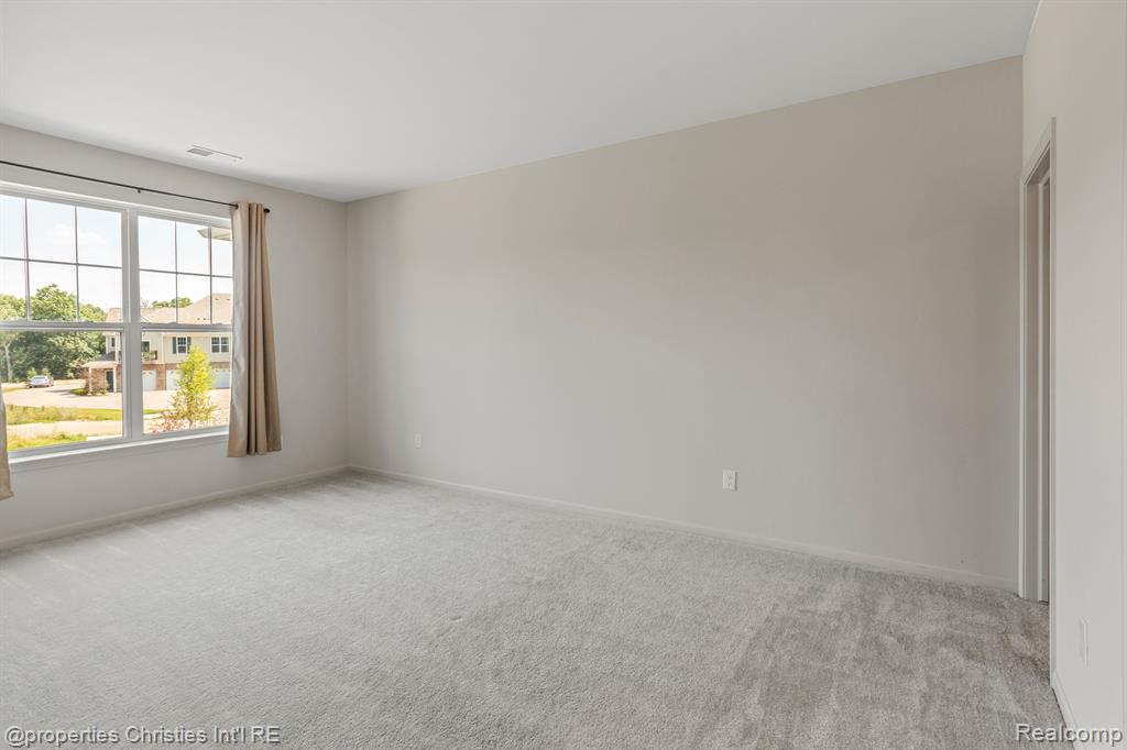 9776 Ridge Run Street Howell, MI 48855 - Photo 15 of 22