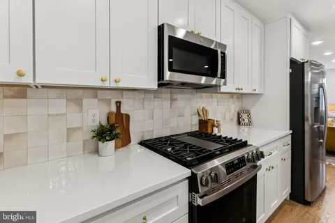 $575,000 | 732 Harry Street, Conshohocken, PA 19428