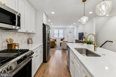 $575,000 | 732 Harry Street, Conshohocken, PA 19428