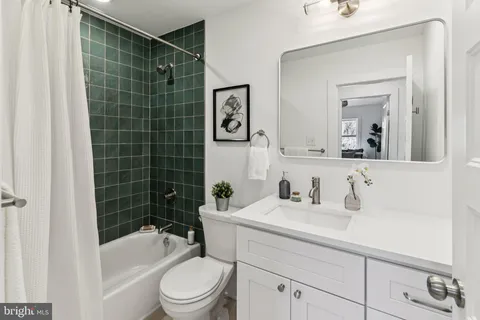 $575,000 | 732 Harry Street, Conshohocken, PA 19428