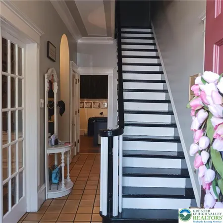 a view of entryway and hall
