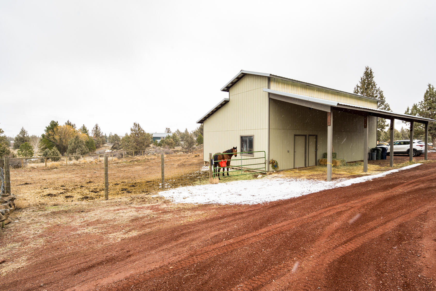 20515 Bowery Lane Bend, OR 97703 - Photo 11 of 46 JH5_4091