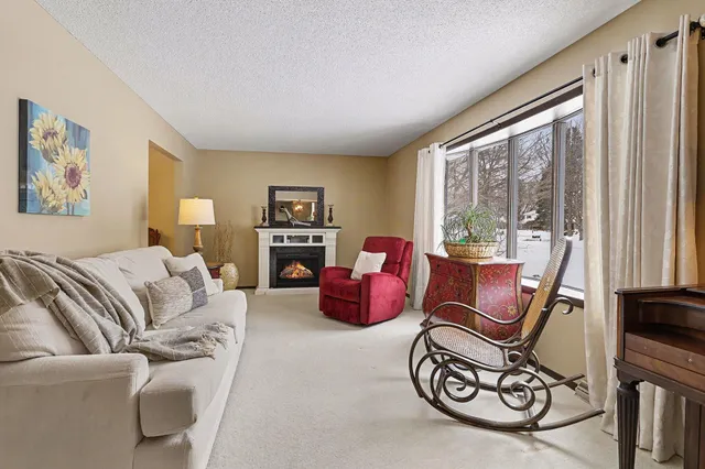 $399,000 | 6033 Clearbrook Drive, Stevensville, MI 49127