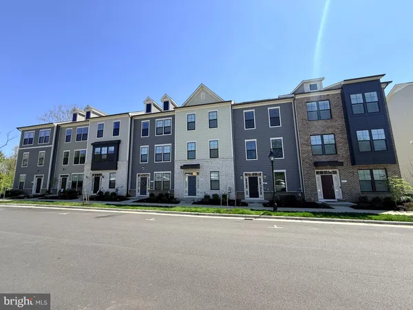 $2,950 | 315 Willis Street, Fredericksburg, VA 22401