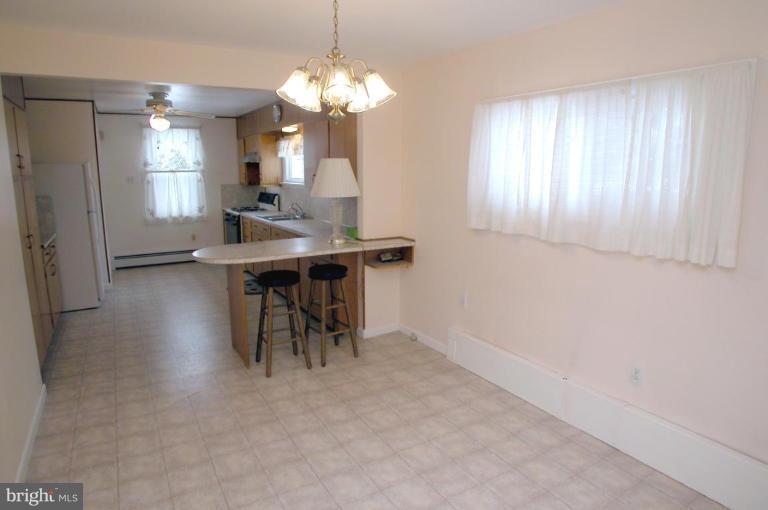 1836 Marshall Road Dundalk, MD 21222 - Photo 12 of 27 Dining Area