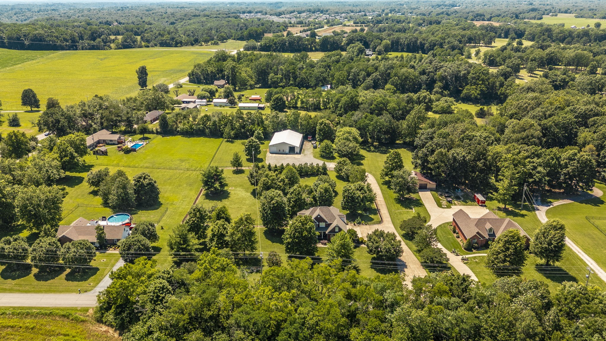 1820 Hygeia Road Greenbrier, TN 37073 - Photo 5 of 92