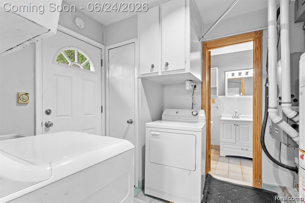 323 North Campbell Road Royal Oak, MI 48067 - Photo 17 of 22