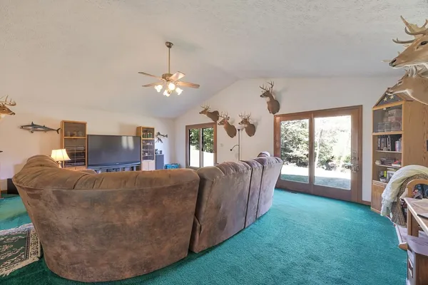 $444,000 | 5732 Pleasant Ridge Road, Rising Sun, IN 47040