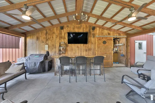 $450,000 | 5732 Pleasant Ridge Road, Rising Sun, IN 47040