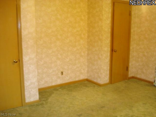 6126 Kelsey Road Parma, OH 44129 - Photo 11 of 18 Double Closets