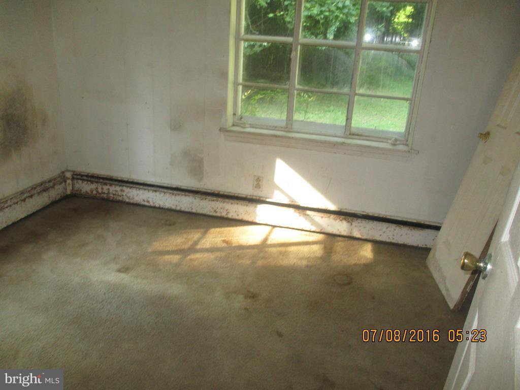 4809 Newman Road Temple Hills, MD 20748 - Photo 9 of 16 Interior (General)
