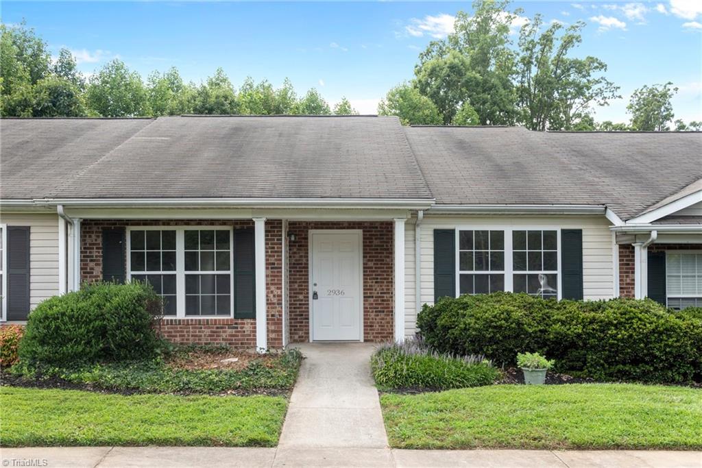 2936 WaterStone Loop High Point, NC 27265 - Photo 2 of 25