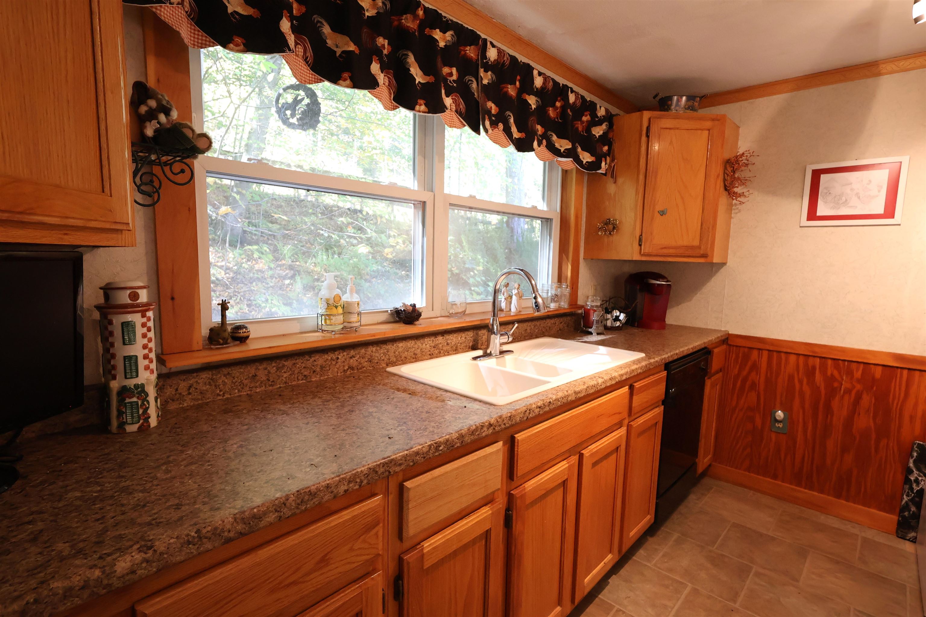 1001 Woodstock Road Hartford, VT 05001 - Photo 29 of 47