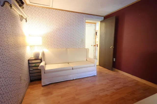 $379,900 | 1001 Woodstock Road, Hartford, VT 05001