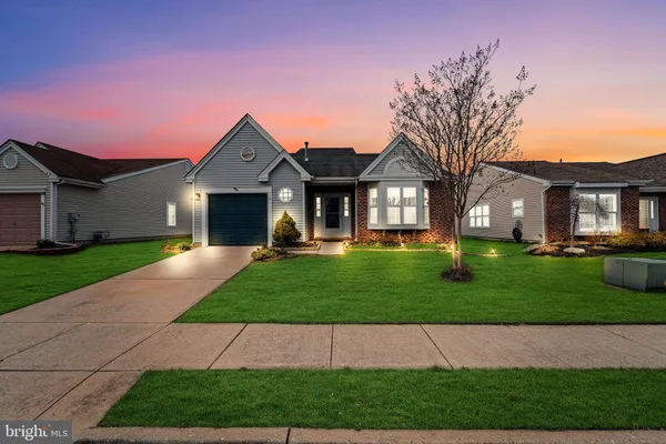 $475,000 | 310 Moonseed Place, Mount Laurel, NJ 08054