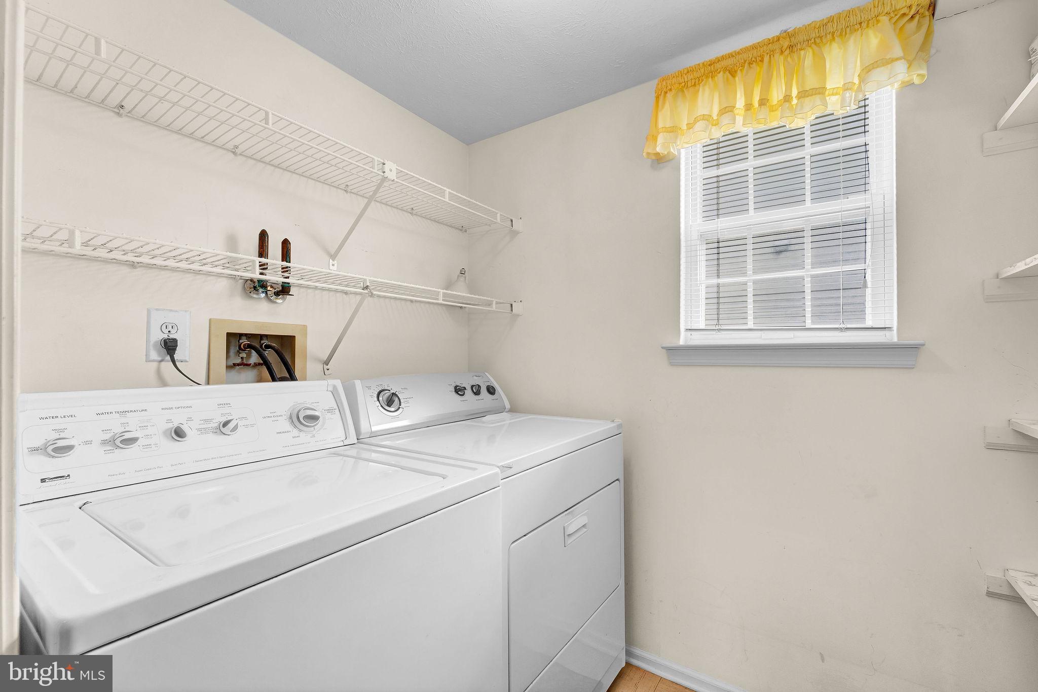 310 Moonseed Place Mount Laurel, NJ 08054 - Photo 15 of 27 a utility room with dryer and washer