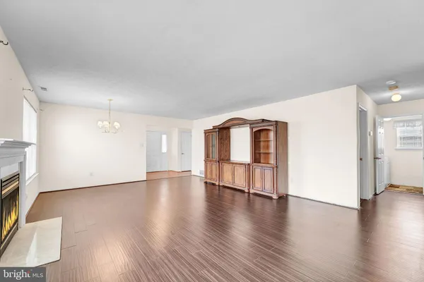 $475,000 | 310 Moonseed Place, Mount Laurel, NJ 08054