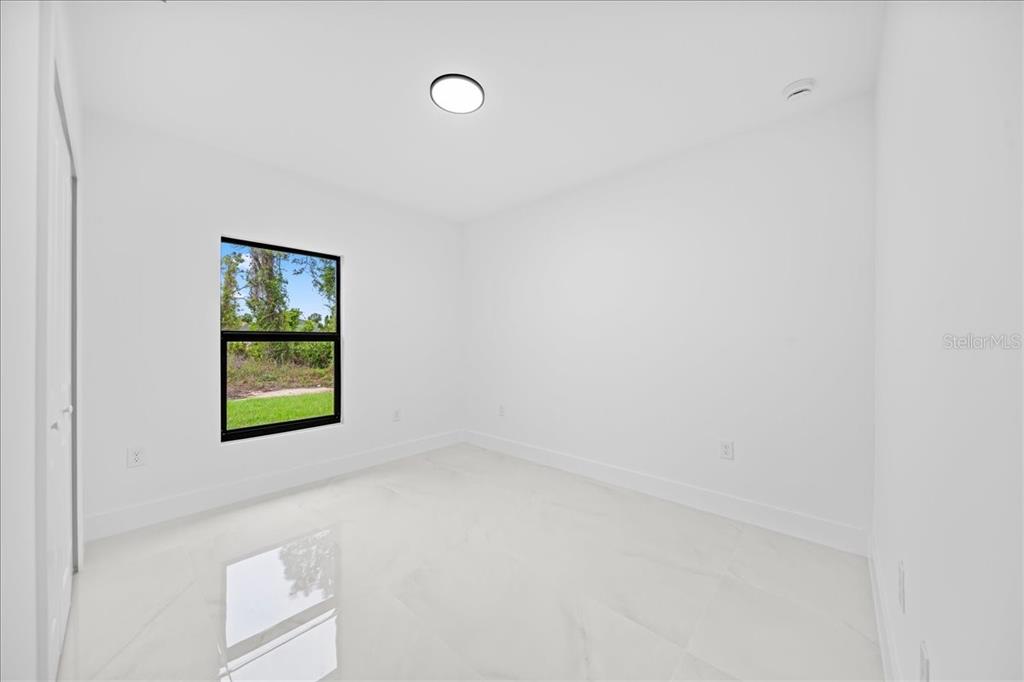 4737 25th Street Southwest Lehigh Acres, FL 33973 - Photo 12 of 34