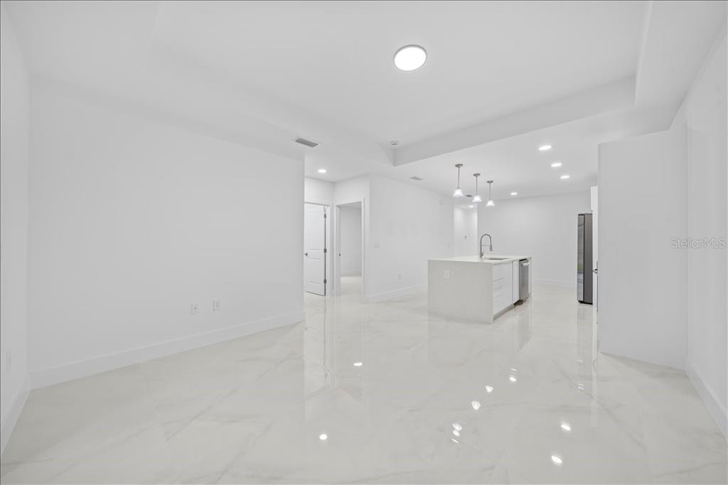 4737 25th Street Southwest Lehigh Acres, FL 33973 - Photo 10 of 34