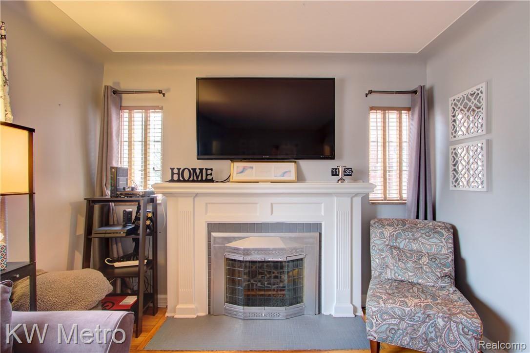 1800 Hampton Road Grosse Pointe, MI 48236 - Photo 16 of 35 1800 Hampton 6.jpg