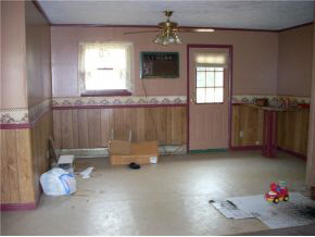 301 West 1st Road La Paz, IN 46537 - Photo 3 of 10 Gallery Image 3