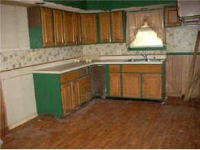 301 West 1st Road La Paz, IN 46537 - Photo 4 of 10 Gallery Image 4