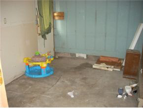 301 West 1st Road La Paz, IN 46537 - Photo 5 of 10 Gallery Image 5