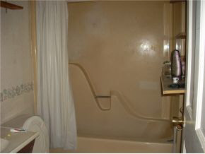 301 West 1st Road La Paz, IN 46537 - Photo 6 of 10 Gallery Image 6