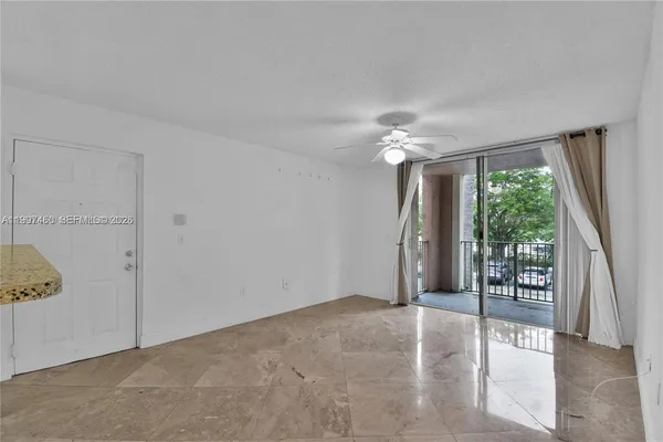 $2,100 | 12160 St Andrews Place, Unit 205, Miramar, FL 33025