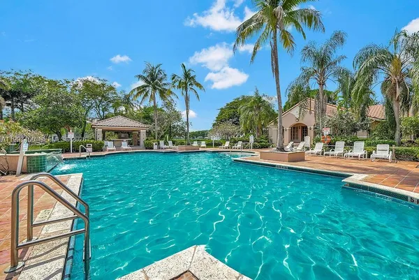 $2,100 | 12160 St Andrews Place, Unit 205, Miramar, FL 33025
