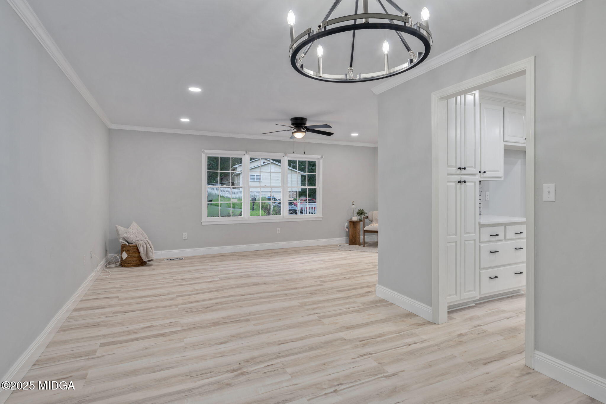 113 Colonial Road Warner Robins, GA 31088 - Photo 12 of 34 wooden floor and window in a room
