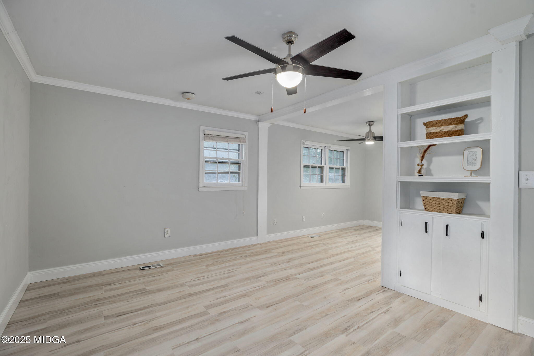 113 Colonial Road Warner Robins, GA 31088 - Photo 17 of 34 wooden floor in an empty room