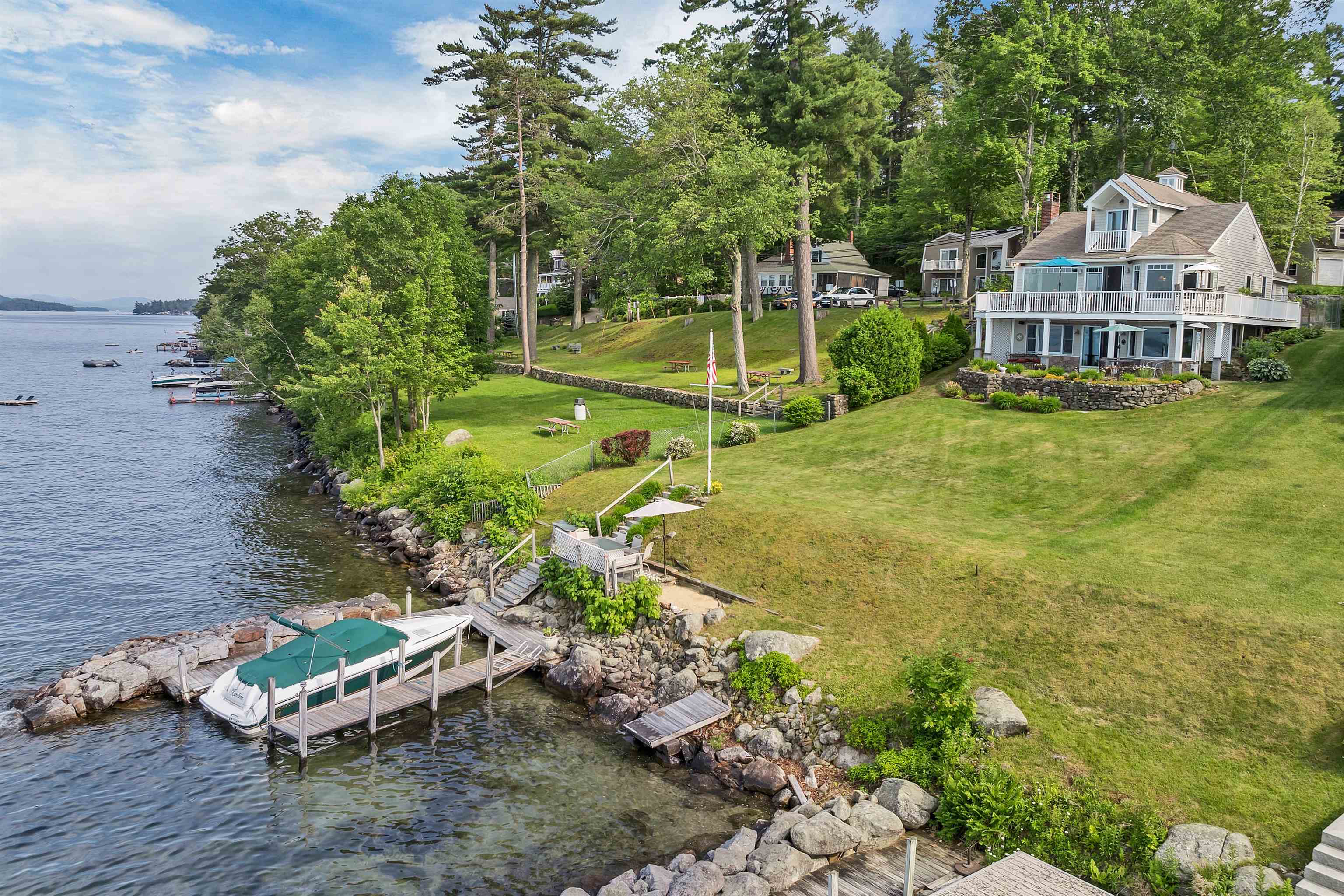 78 Belknap Point Road Gilford, NH 03249 - Photo 5 of 54