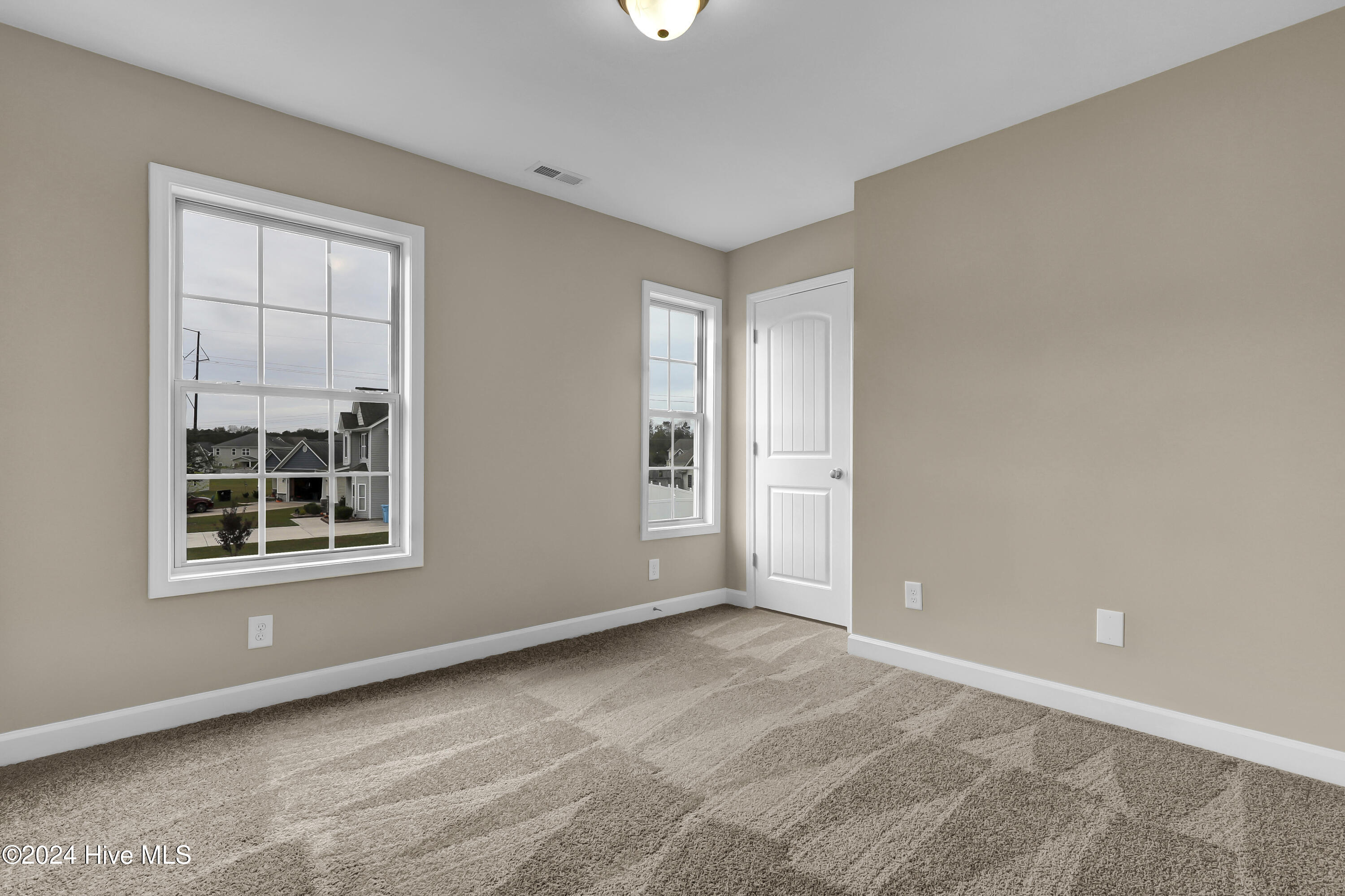 270 Merin Height Road Jacksonville, NC 28546 - Photo 16 of 28 15