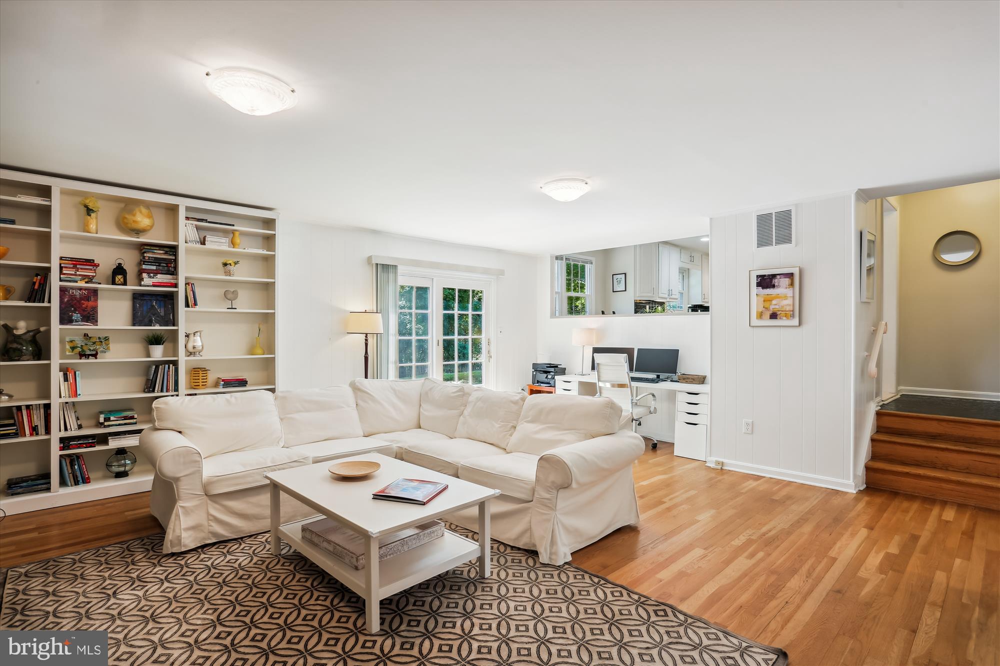 8308 Snug Hill Lane Potomac, MD 20854 - Photo 19 of 73